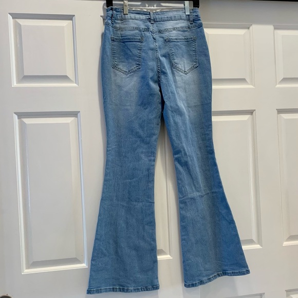 Super high rise stretch flared jeans, size large - Picture 3 of 6